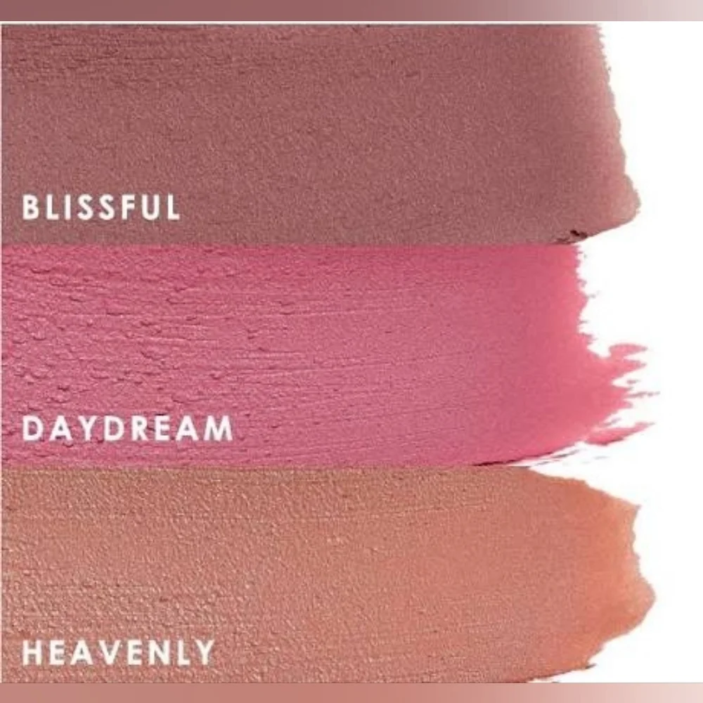 Ciaté London Velvet Cloud Blissful Lip Powder, 3ml/0.10oz.